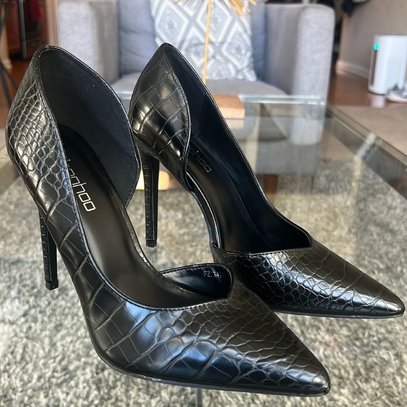 NIB BooHoo Snakeskin Black Wide Fit Cut Out Pump, 7 - Picture 6 of 13